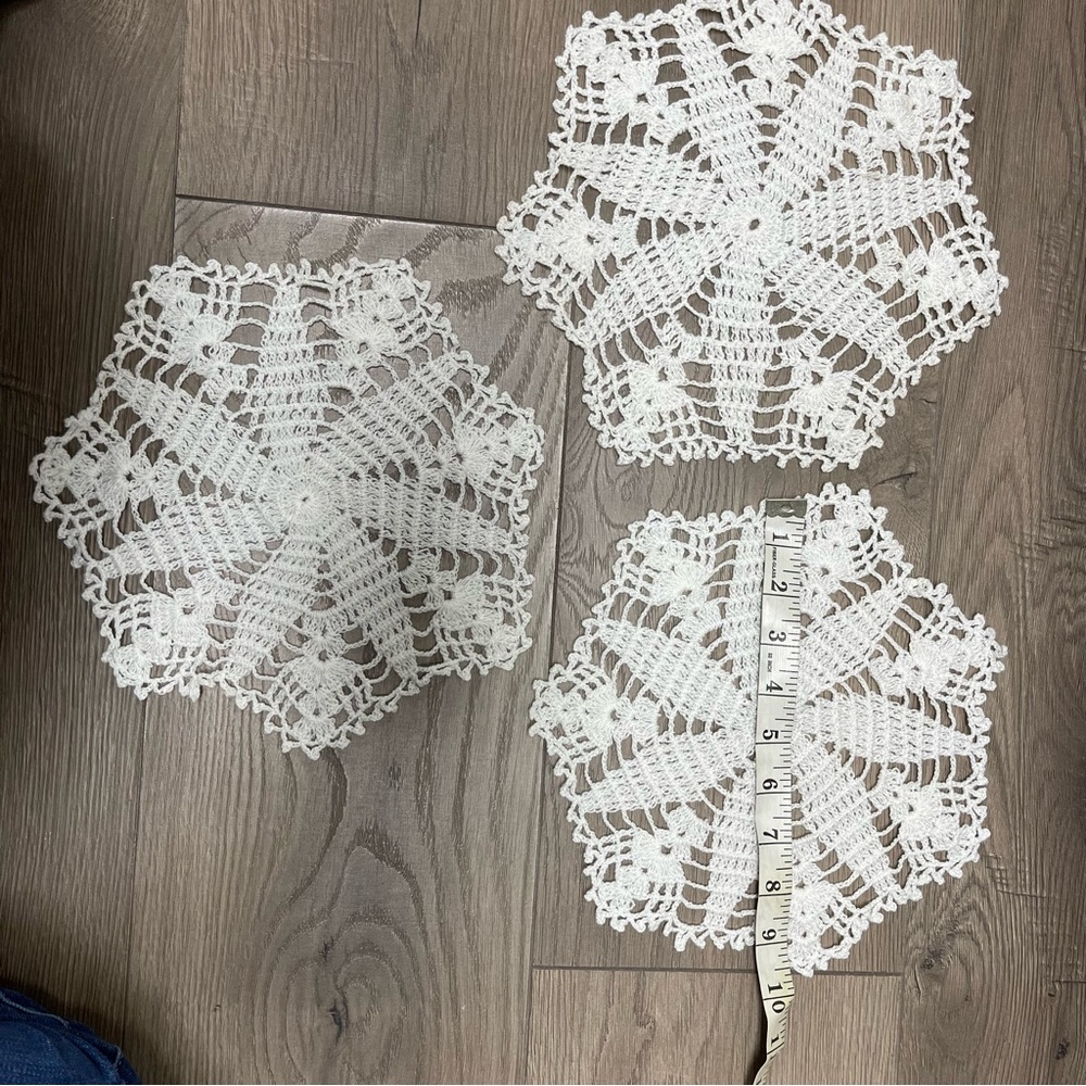 Set of 3 White Hand Crochet Lace Doilies Table Placemats Runners Farmhouse - Picture 3 of 4